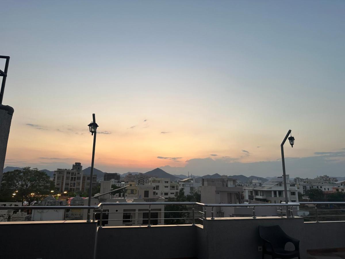 Hotel Amantran Inn Udaipur Bagian luar foto
