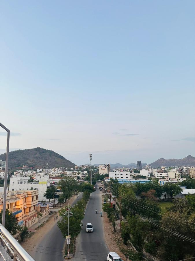 Hotel Amantran Inn Udaipur Bagian luar foto